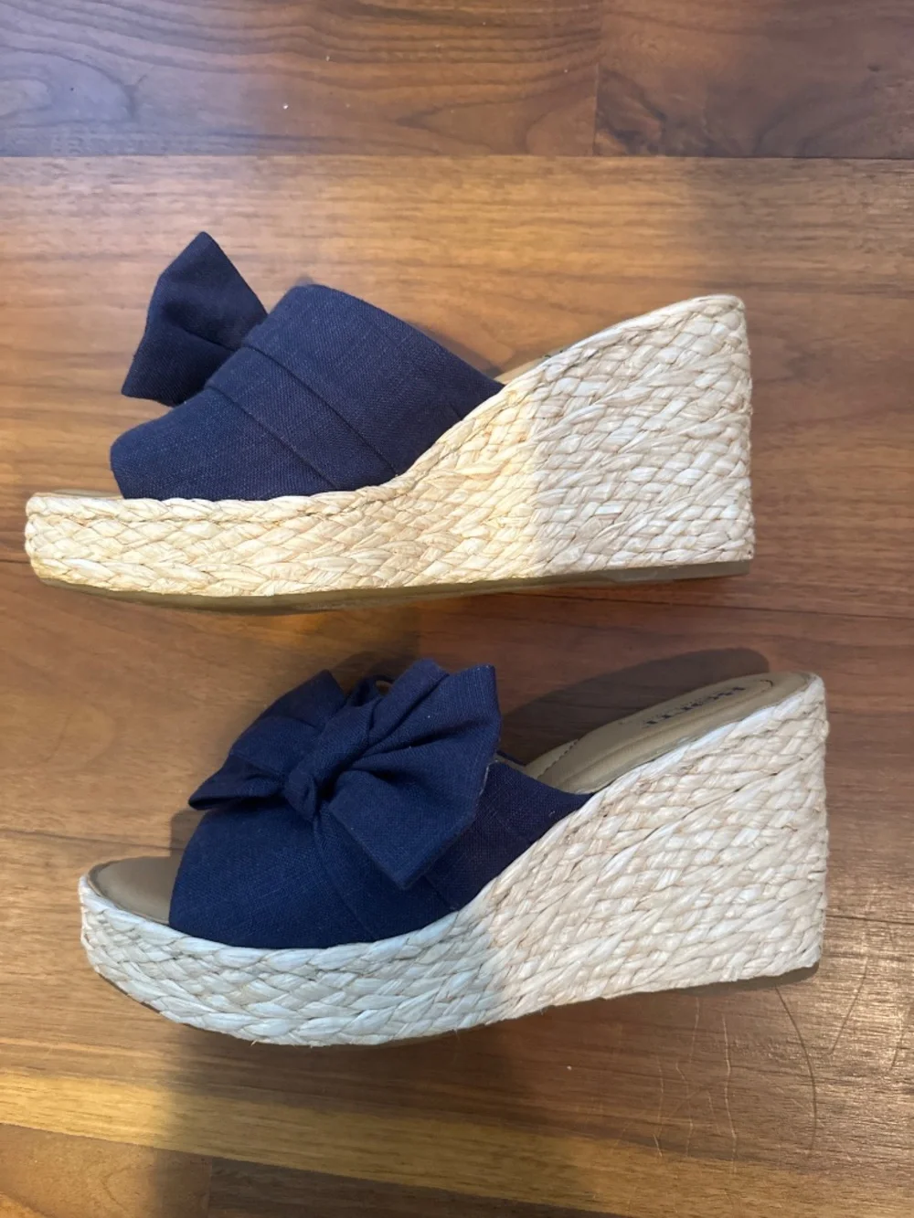 Born wedge sandals - Picture 2 of 4
